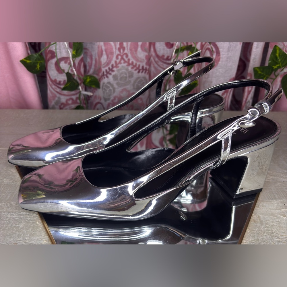 Zara Silver Slingback Heels with Glossy Finish Size 7.5/38